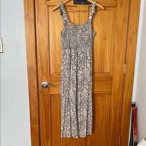 Saltwater LUXE Jacey Animal Print Midi Dress in leopard print